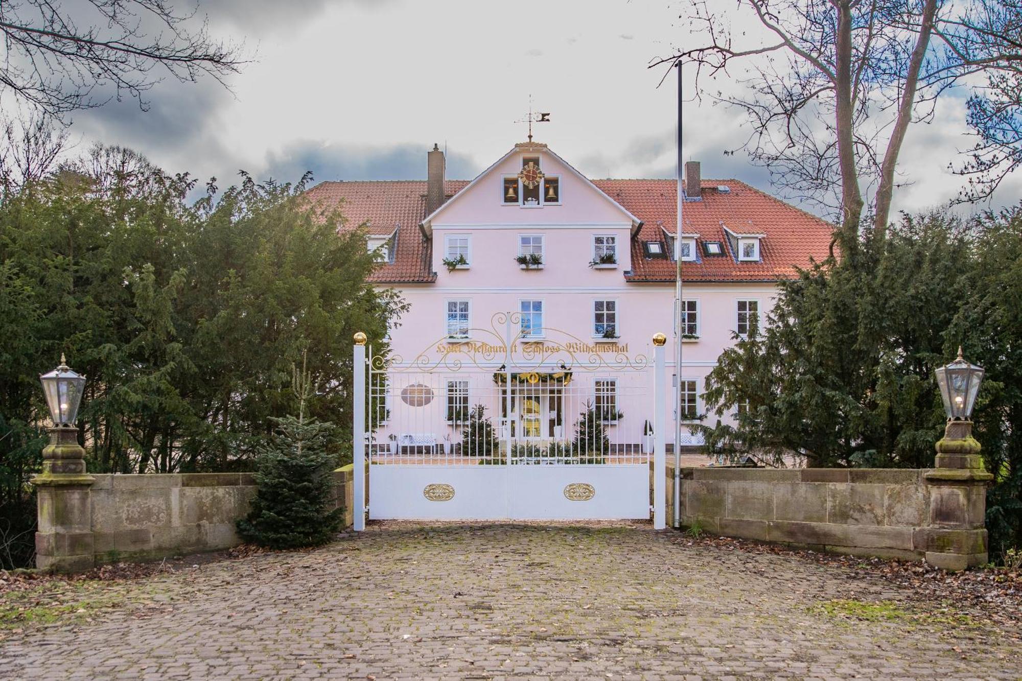 Schlosshotel Wilhelmsthal Calden Exterior photo